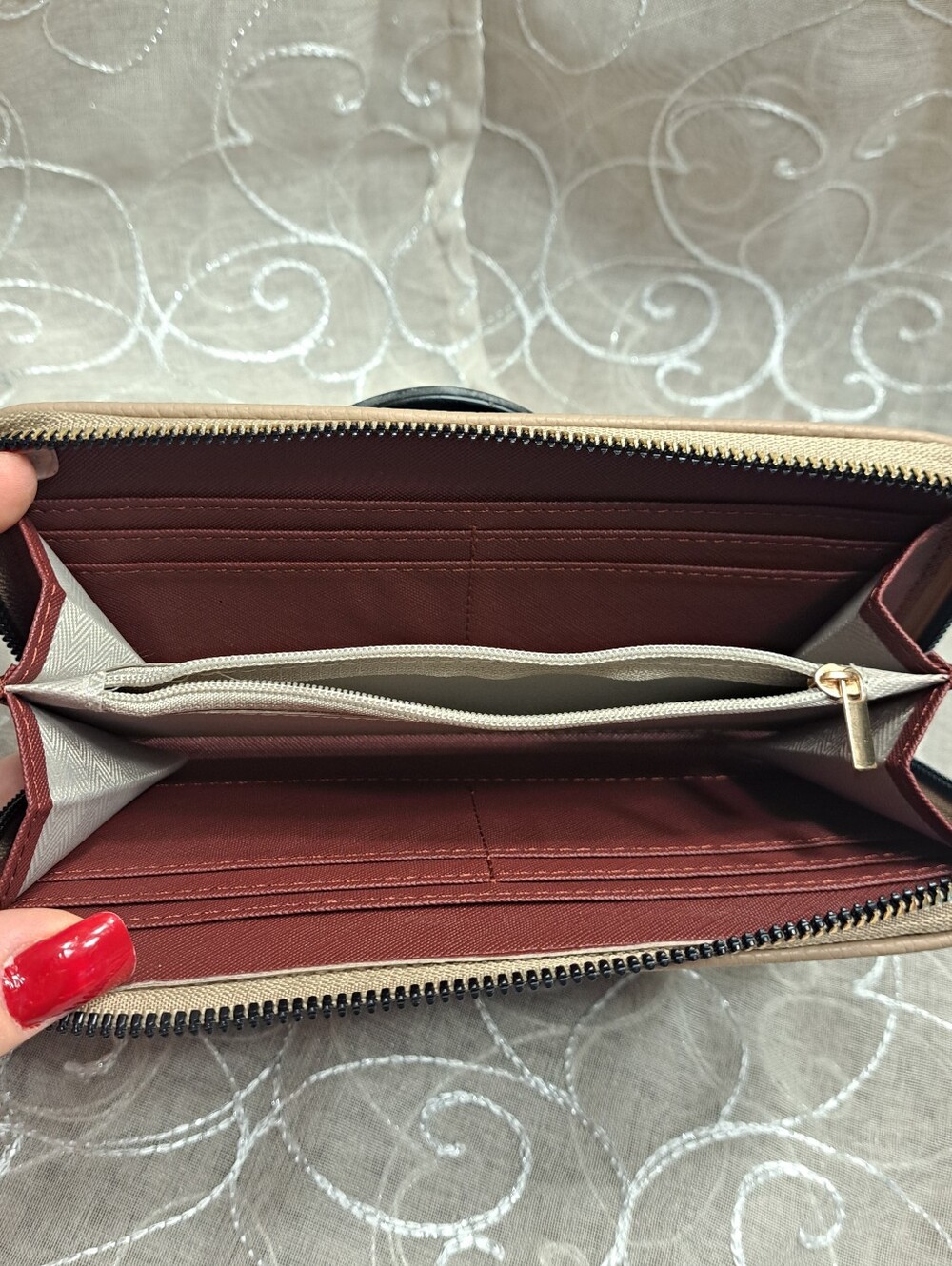 Black Pebbled Soft Vegan Leather Zip Around/Over Wallet - Picture 6 of 8